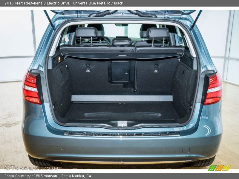  2015 B Electric Drive Trunk