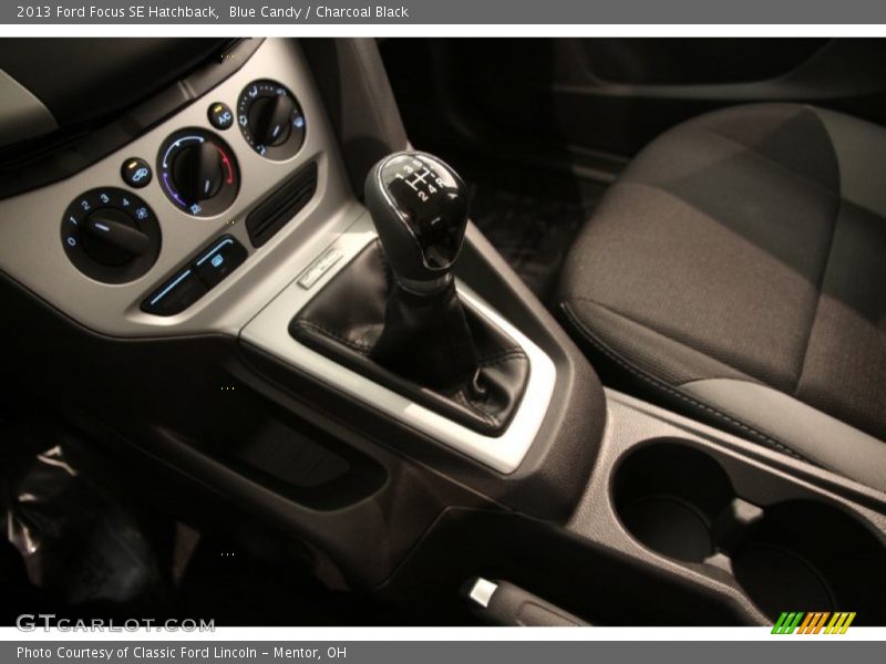 Blue Candy / Charcoal Black 2013 Ford Focus SE Hatchback