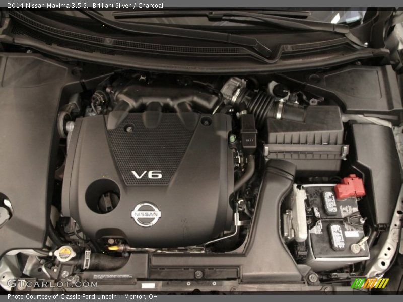 Brilliant Silver / Charcoal 2014 Nissan Maxima 3.5 S