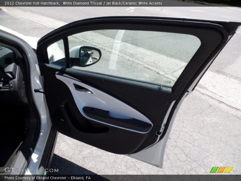 White Diamond Tricoat / Jet Black/Ceramic White Accents 2012 Chevrolet Volt Hatchback