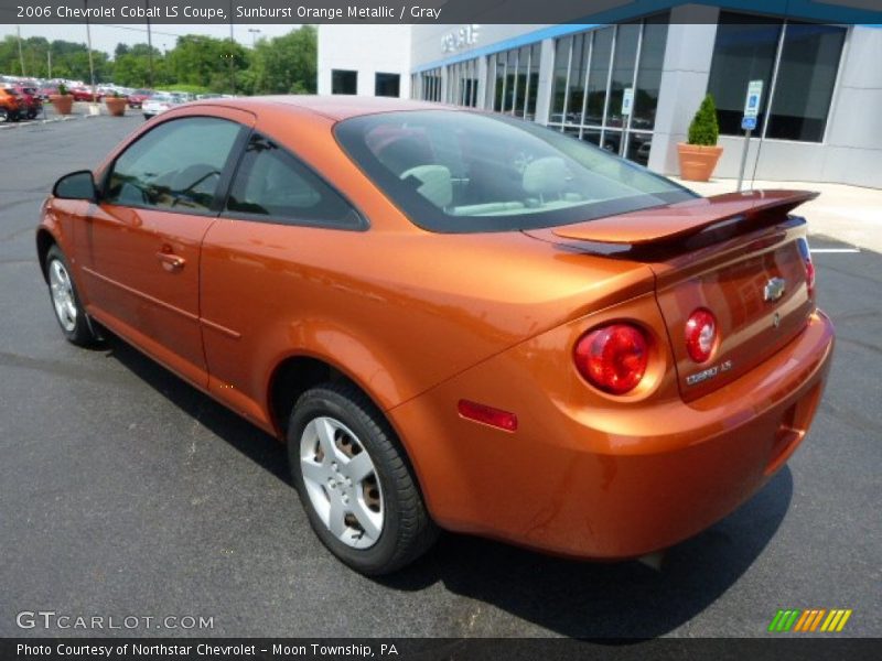 Sunburst Orange Metallic / Gray 2006 Chevrolet Cobalt LS Coupe