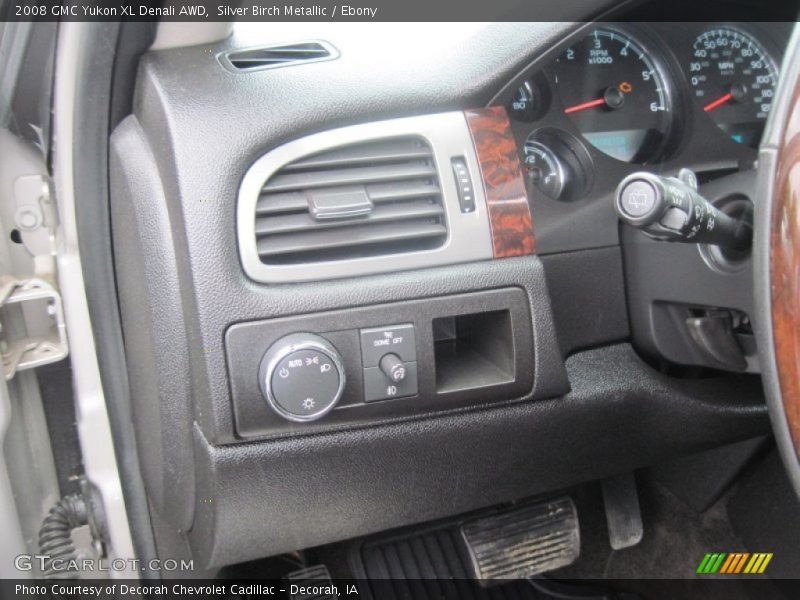 Silver Birch Metallic / Ebony 2008 GMC Yukon XL Denali AWD