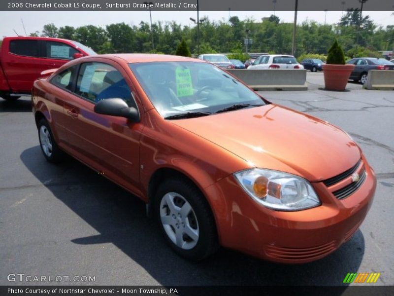 Sunburst Orange Metallic / Gray 2006 Chevrolet Cobalt LS Coupe