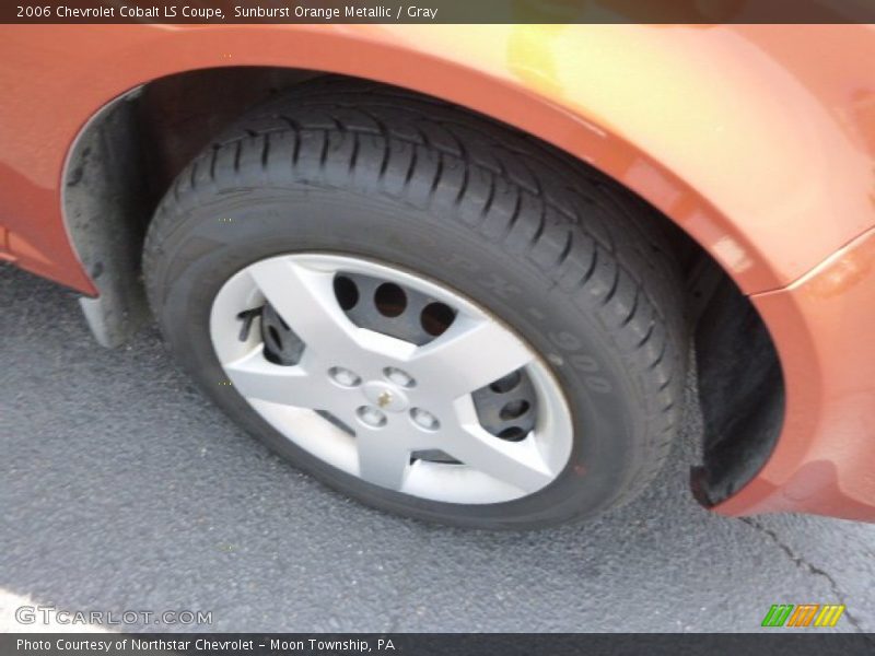 Sunburst Orange Metallic / Gray 2006 Chevrolet Cobalt LS Coupe