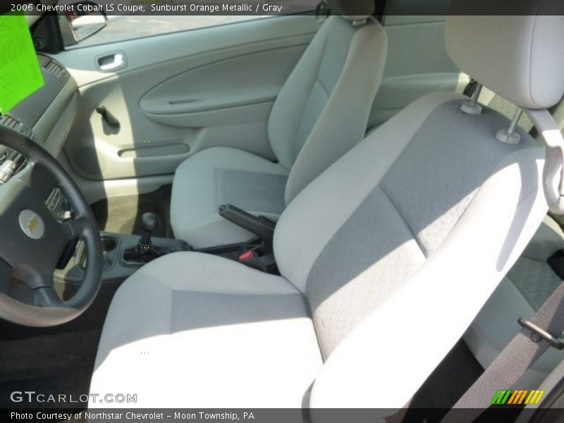 Sunburst Orange Metallic / Gray 2006 Chevrolet Cobalt LS Coupe