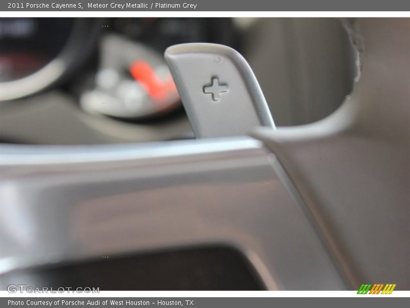 Meteor Grey Metallic / Platinum Grey 2011 Porsche Cayenne S