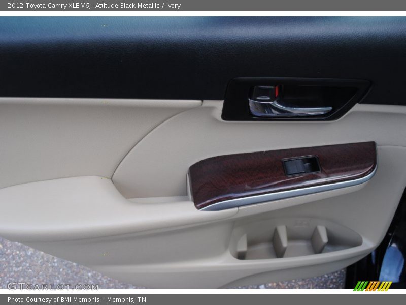 Attitude Black Metallic / Ivory 2012 Toyota Camry XLE V6