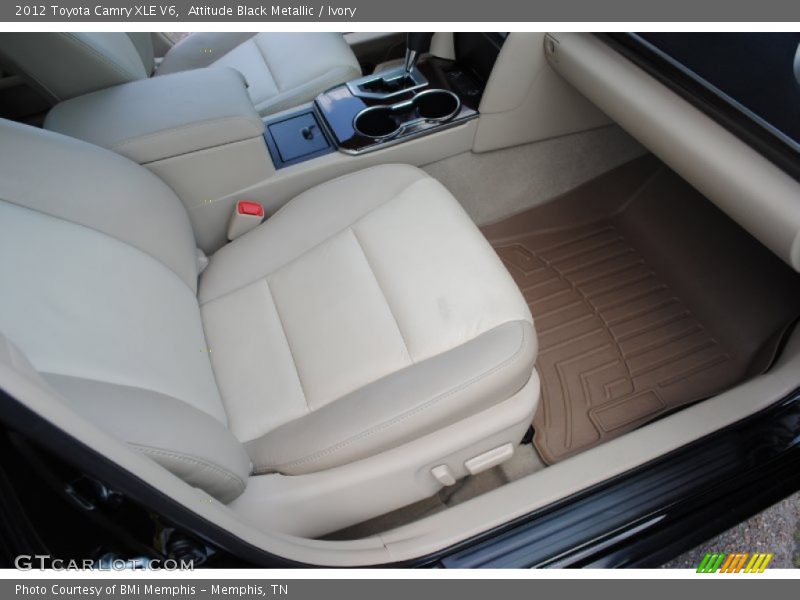 Attitude Black Metallic / Ivory 2012 Toyota Camry XLE V6