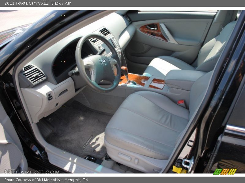 Black / Ash 2011 Toyota Camry XLE