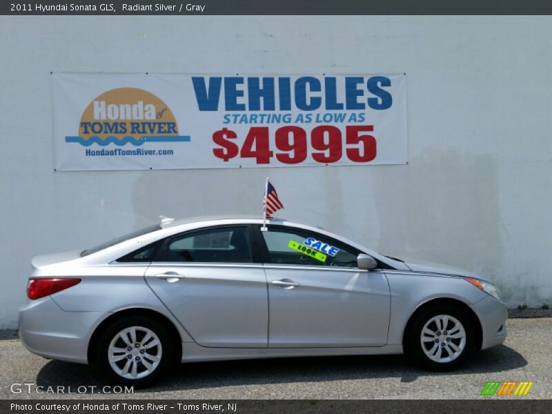 Radiant Silver / Gray 2011 Hyundai Sonata GLS