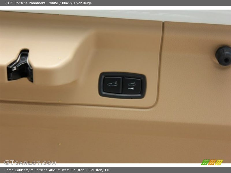 White / Black/Luxor Beige 2015 Porsche Panamera