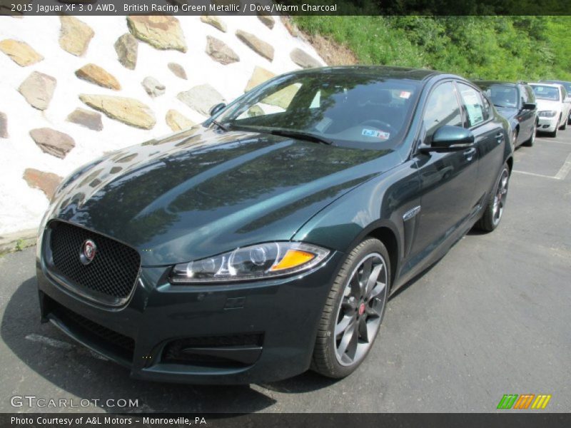Front 3/4 View of 2015 XF 3.0 AWD