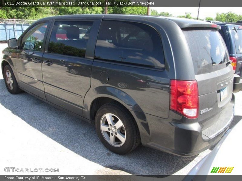 Dark Charcoal Pearl / Black/Light Graystone 2011 Dodge Grand Caravan Mainstreet