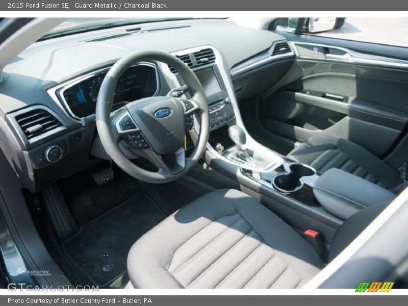 Guard Metallic / Charcoal Black 2015 Ford Fusion SE