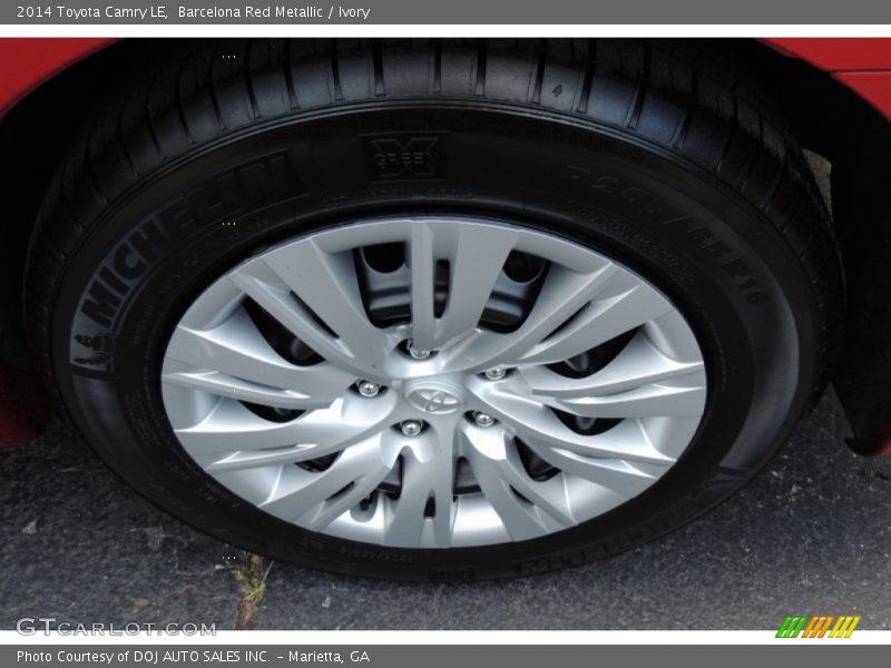 Barcelona Red Metallic / Ivory 2014 Toyota Camry LE