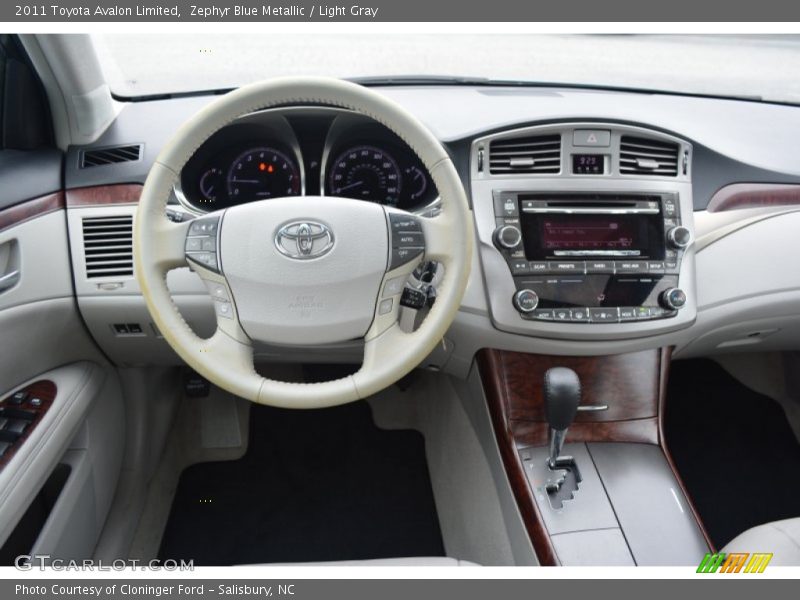 Zephyr Blue Metallic / Light Gray 2011 Toyota Avalon Limited