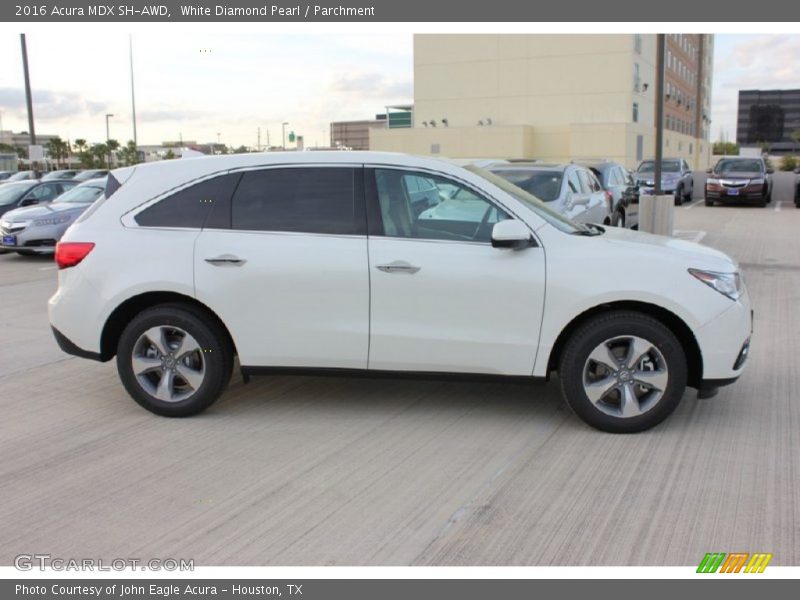 White Diamond Pearl / Parchment 2016 Acura MDX SH-AWD