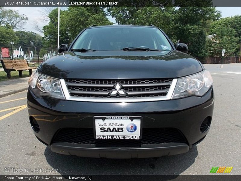 Labrador Black Pearl / Black 2007 Mitsubishi Outlander LS 4WD