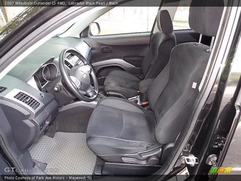  2007 Outlander LS 4WD Black Interior