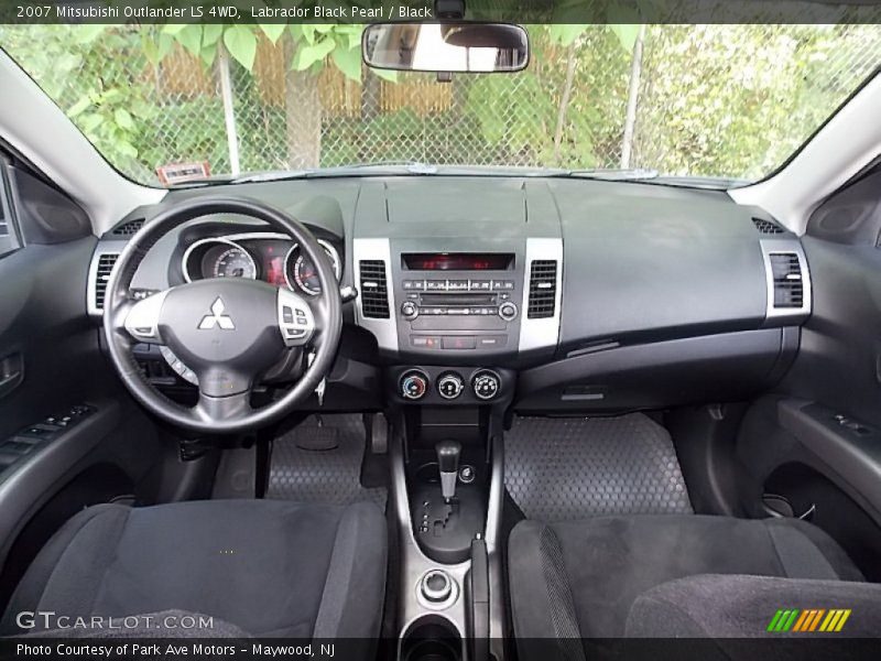 Labrador Black Pearl / Black 2007 Mitsubishi Outlander LS 4WD
