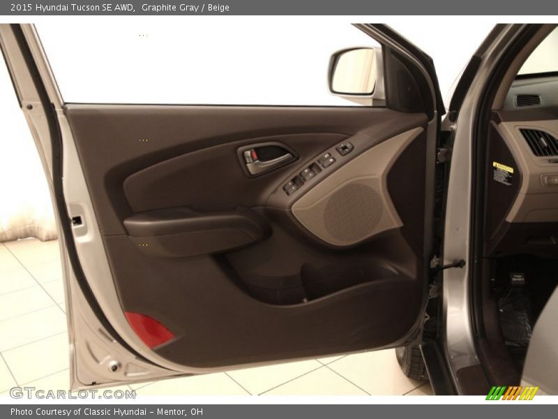 Graphite Gray / Beige 2015 Hyundai Tucson SE AWD