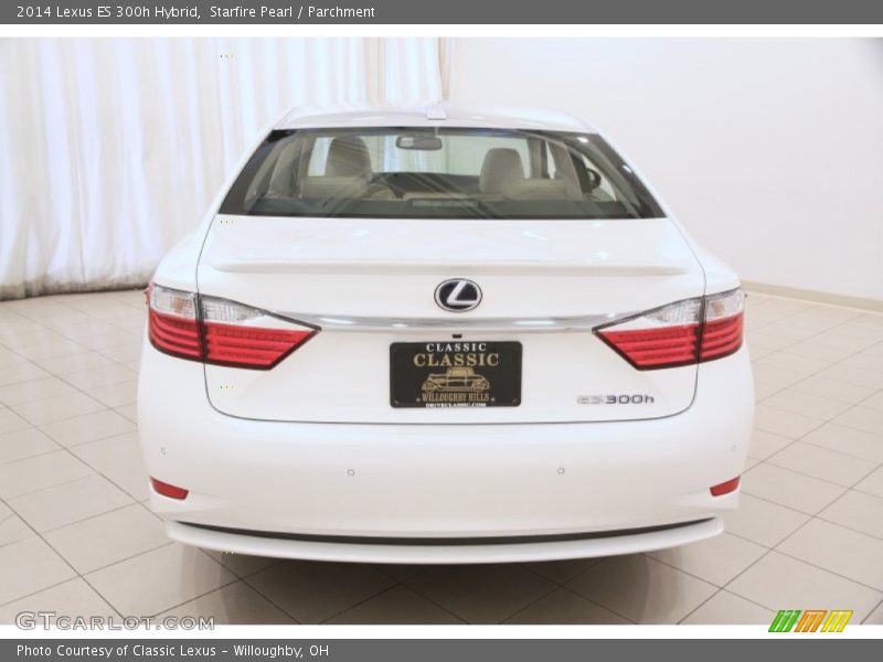 Starfire Pearl / Parchment 2014 Lexus ES 300h Hybrid
