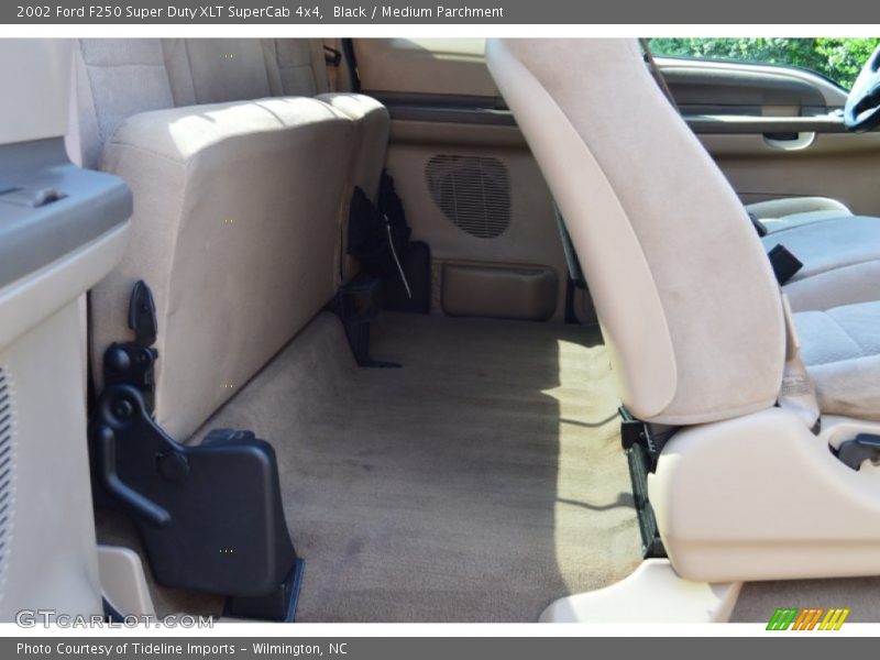 Black / Medium Parchment 2002 Ford F250 Super Duty XLT SuperCab 4x4