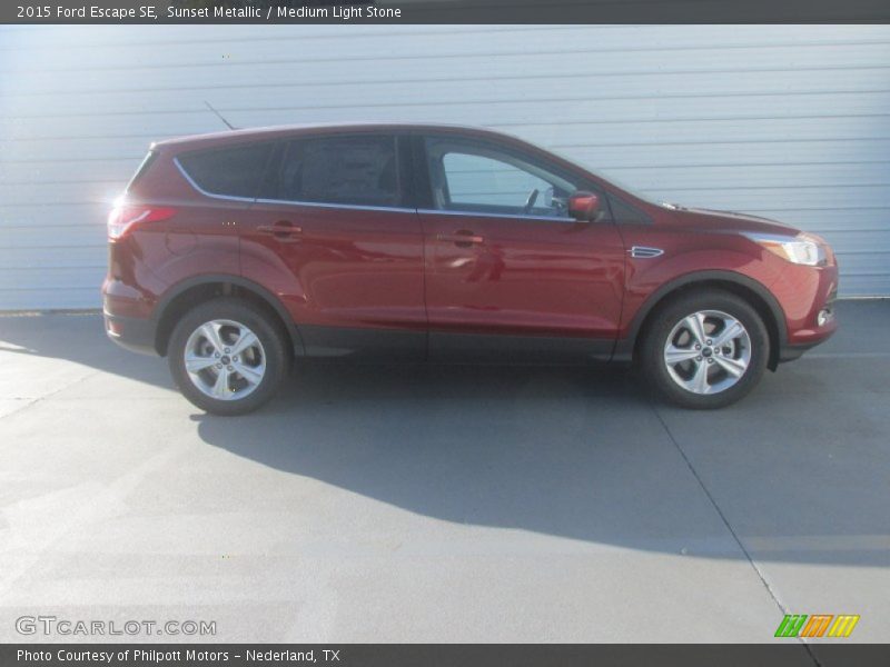 Sunset Metallic / Medium Light Stone 2015 Ford Escape SE