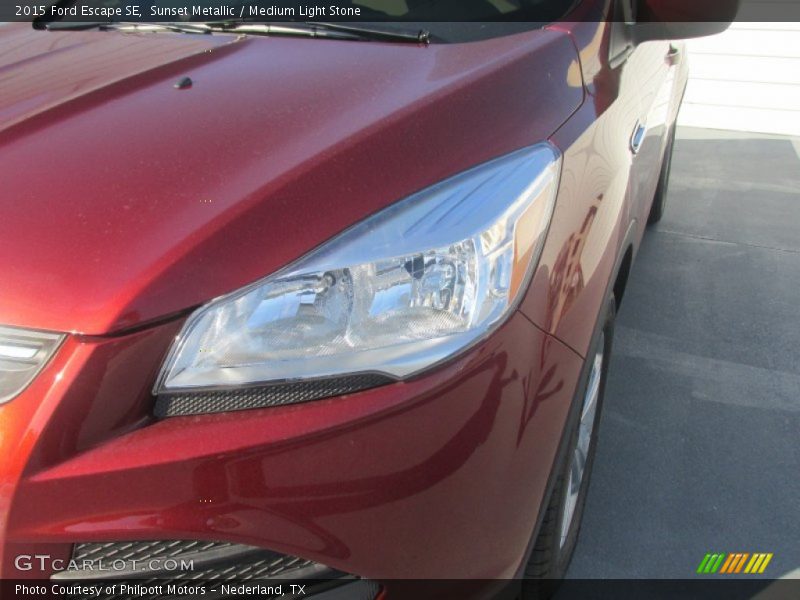 Sunset Metallic / Medium Light Stone 2015 Ford Escape SE