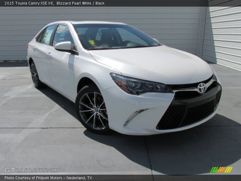 Blizzard Pearl White / Black 2015 Toyota Camry XSE V6