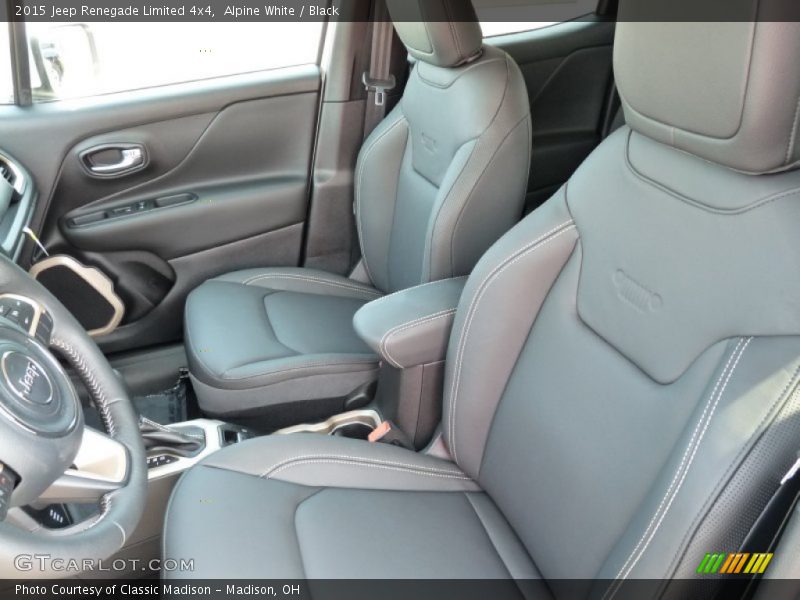 Alpine White / Black 2015 Jeep Renegade Limited 4x4