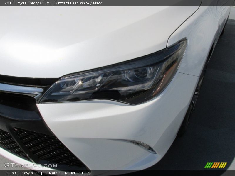 Blizzard Pearl White / Black 2015 Toyota Camry XSE V6