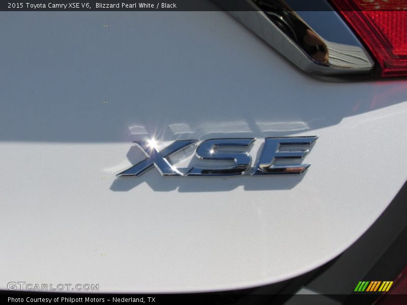 Blizzard Pearl White / Black 2015 Toyota Camry XSE V6