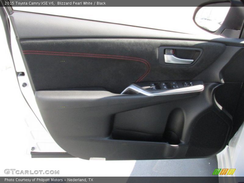 Blizzard Pearl White / Black 2015 Toyota Camry XSE V6