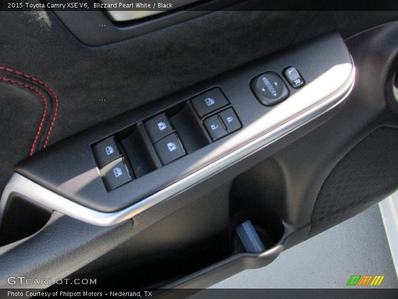 Blizzard Pearl White / Black 2015 Toyota Camry XSE V6