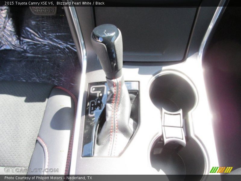 Blizzard Pearl White / Black 2015 Toyota Camry XSE V6