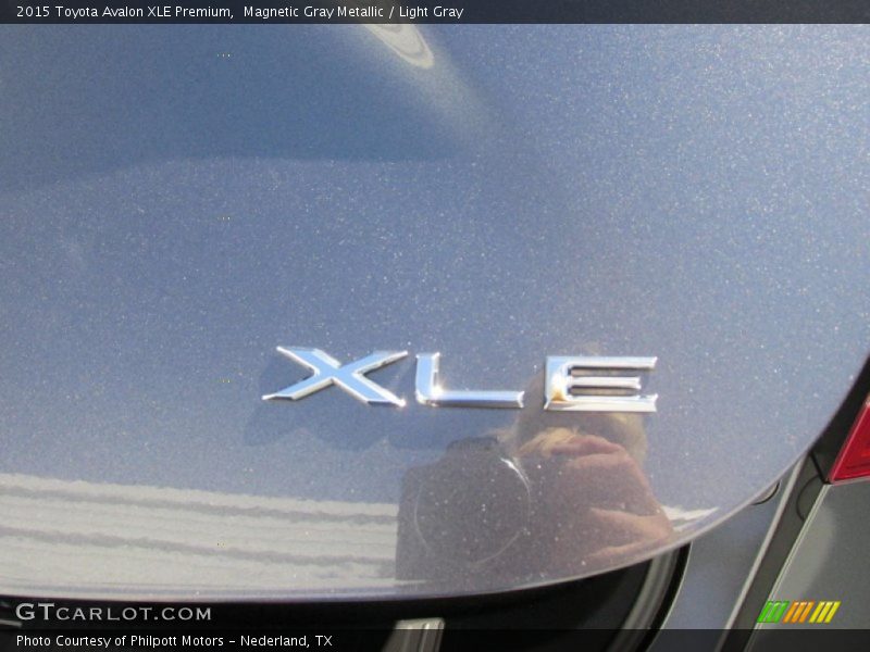 Magnetic Gray Metallic / Light Gray 2015 Toyota Avalon XLE Premium