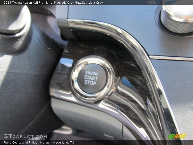 Magnetic Gray Metallic / Light Gray 2015 Toyota Avalon XLE Premium