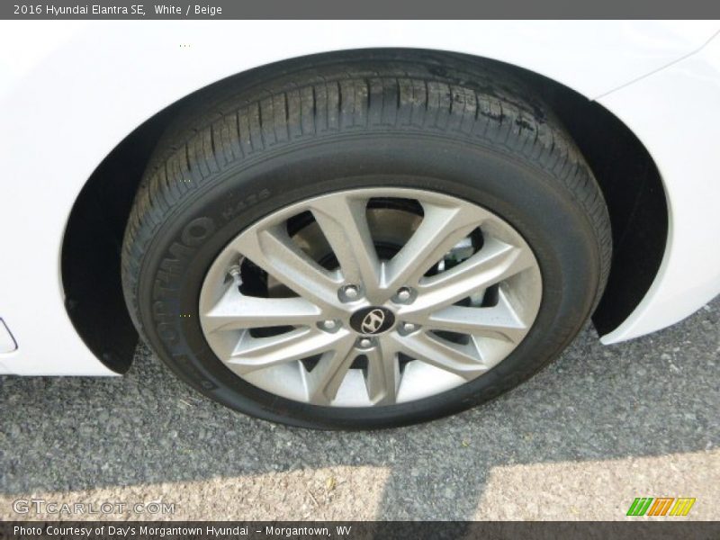White / Beige 2016 Hyundai Elantra SE