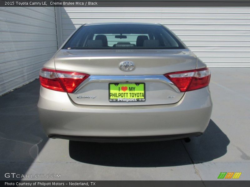 Creme Brulee Mica / Black 2015 Toyota Camry LE