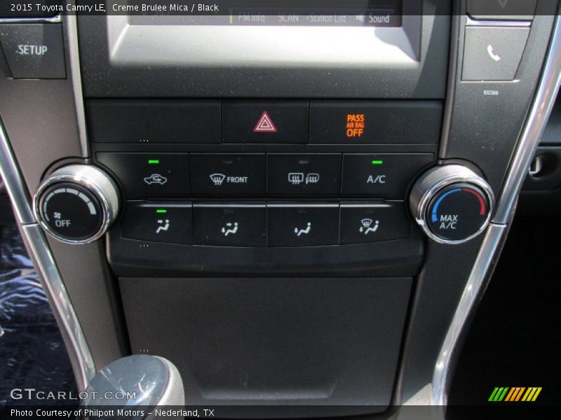 Creme Brulee Mica / Black 2015 Toyota Camry LE