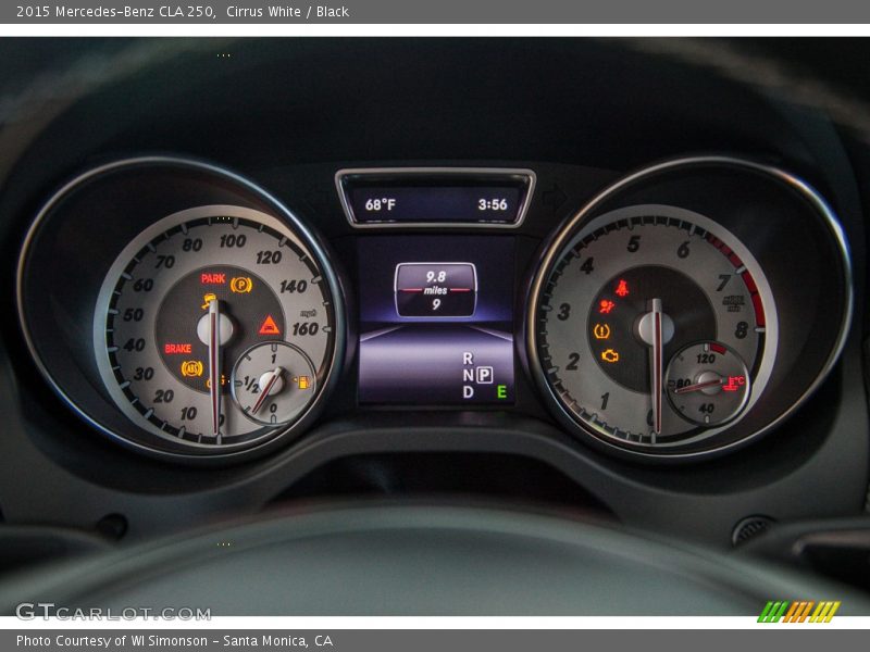Cirrus White / Black 2015 Mercedes-Benz CLA 250