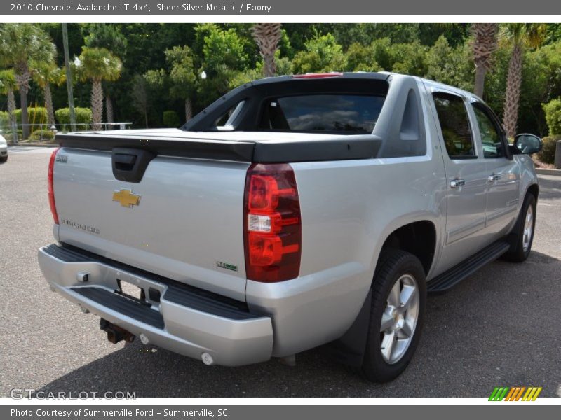 Sheer Silver Metallic / Ebony 2010 Chevrolet Avalanche LT 4x4