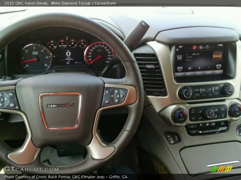 White Diamond Tricoat / Cocoa/Dune 2015 GMC Yukon Denali