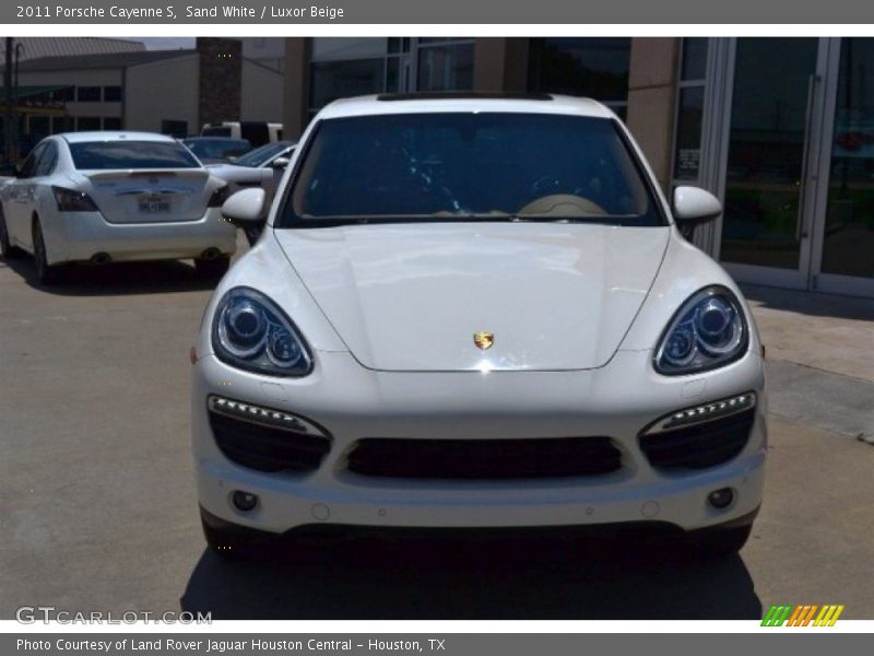 Sand White / Luxor Beige 2011 Porsche Cayenne S
