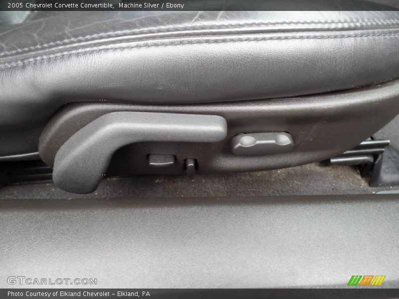Machine Silver / Ebony 2005 Chevrolet Corvette Convertible