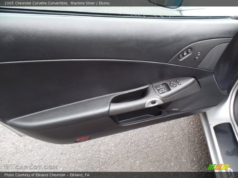 Machine Silver / Ebony 2005 Chevrolet Corvette Convertible