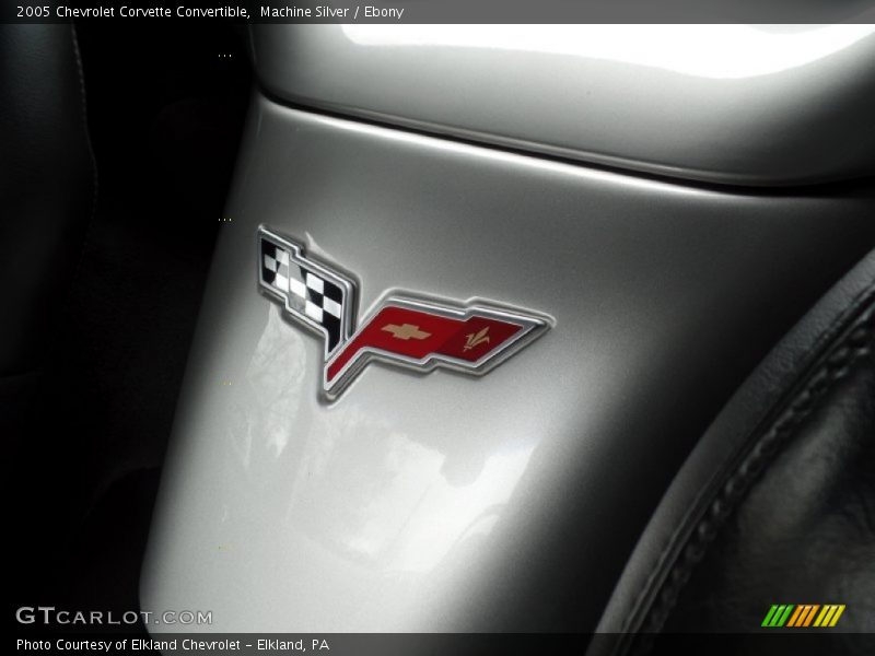 Machine Silver / Ebony 2005 Chevrolet Corvette Convertible