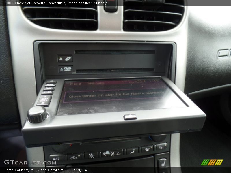 Machine Silver / Ebony 2005 Chevrolet Corvette Convertible