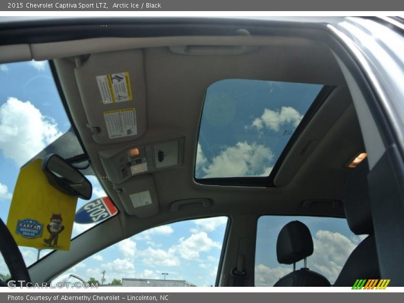 Arctic Ice / Black 2015 Chevrolet Captiva Sport LTZ
